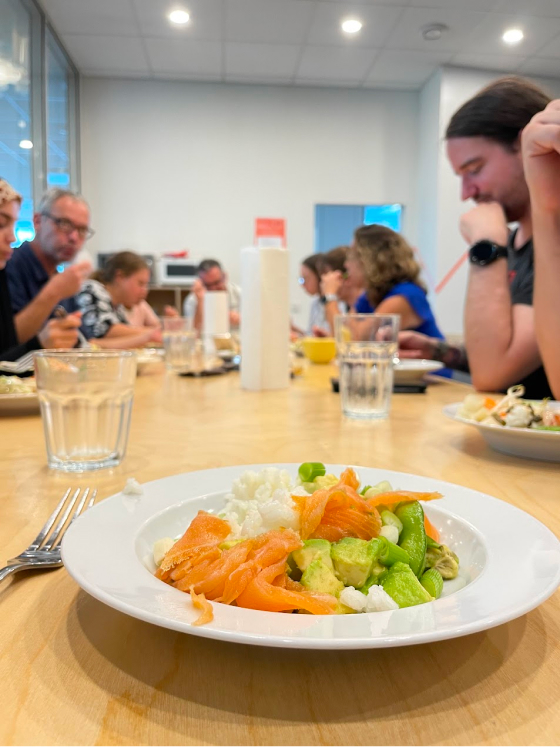 Gemeinsam essen, gemeinsam lachen